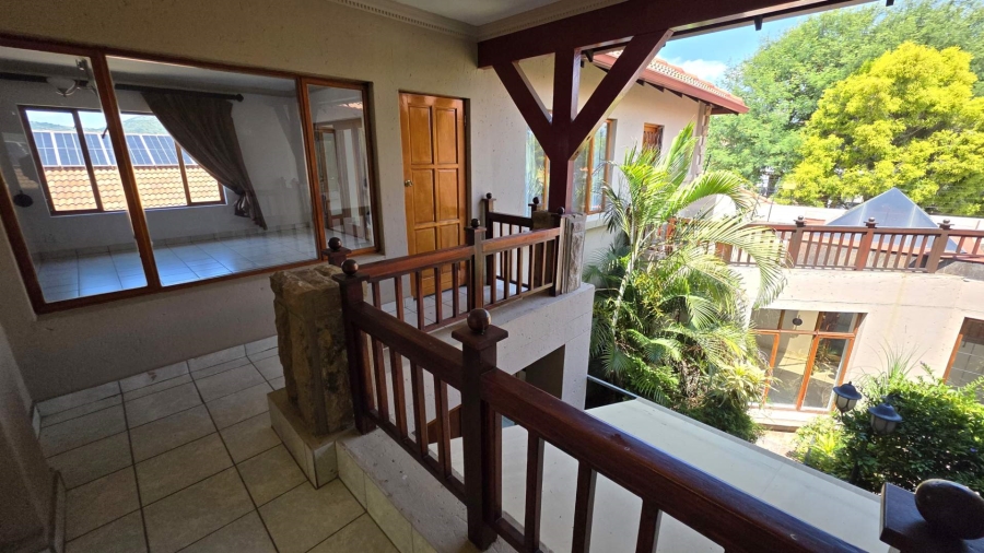 4 Bedroom Property for Sale in Ifafi North West